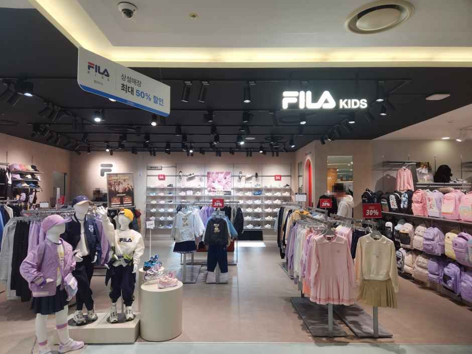 Fila Kids Mario Outlet Building 3 Branch