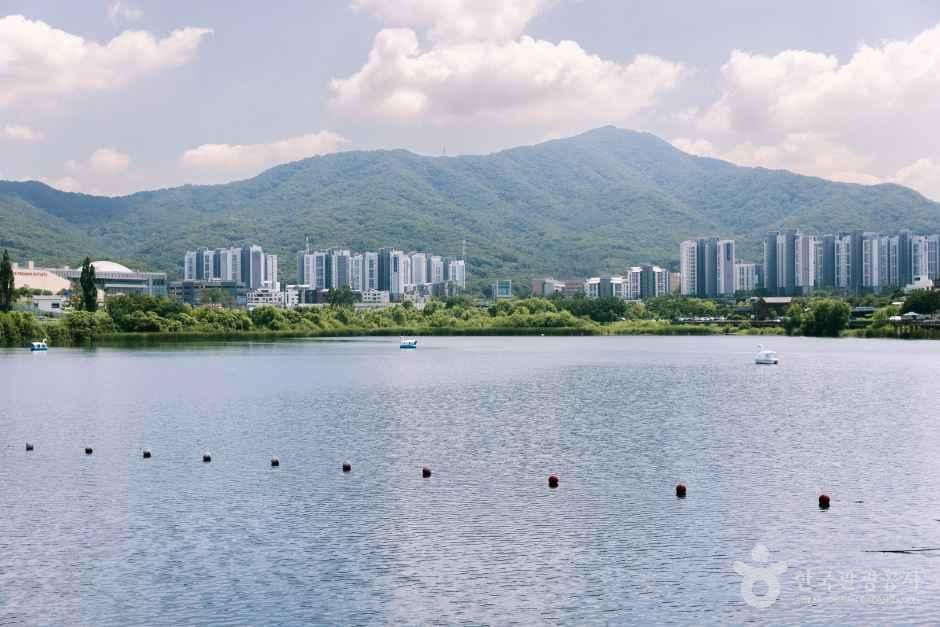 백운호수