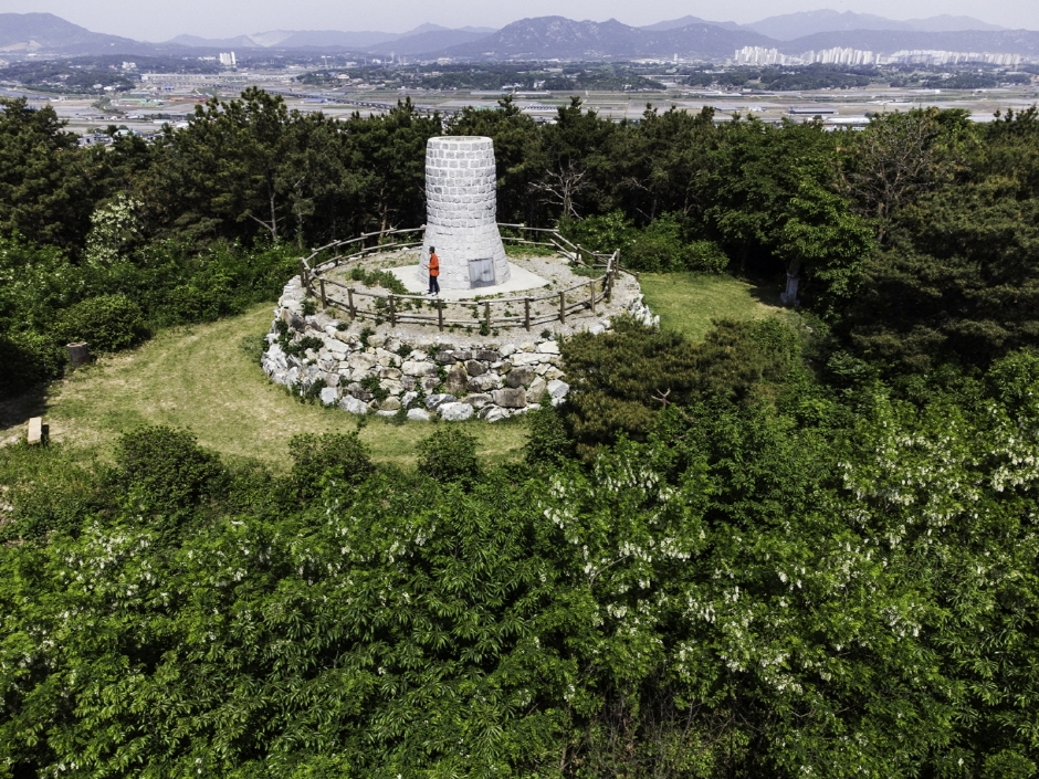 Cheolmasan 3.1 Park