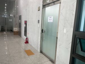 그란스다산 건물 내 화장실 미리보기