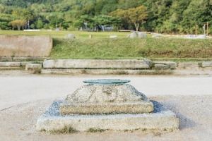 미륵사지 석등하대석