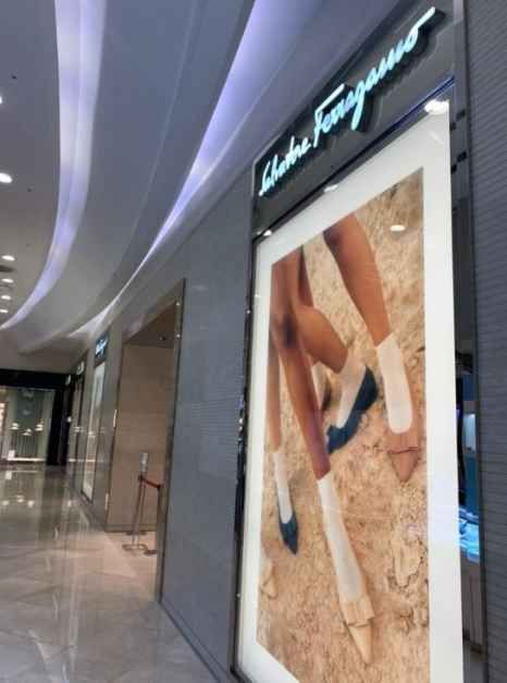 Ferragamo 乐天百货光州店