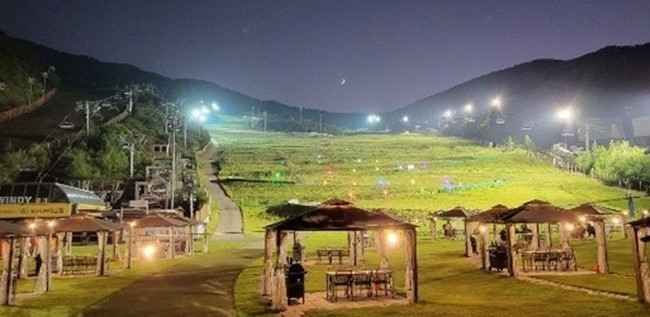 Konjiam Resort Neutinamu Barbecue[Tax Refund Shop](곤지암리조트 느티나무 바베큐)