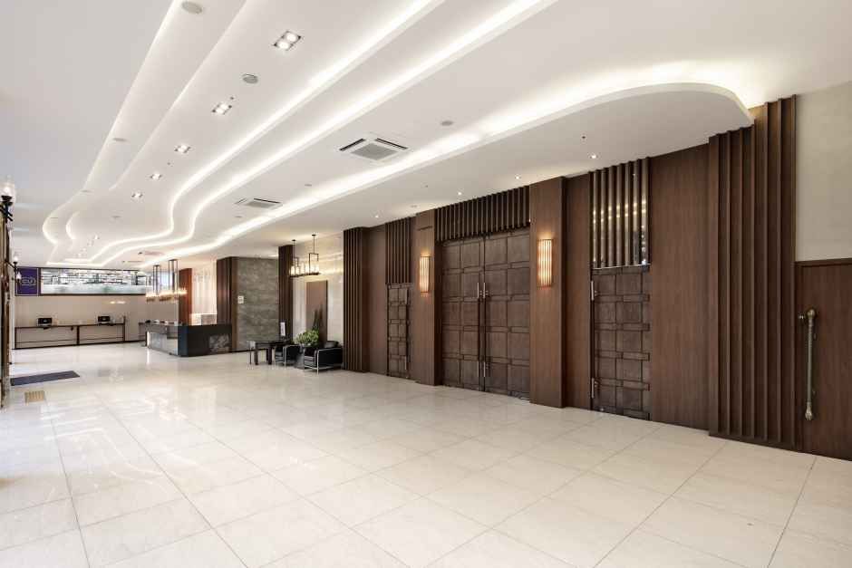 서울_호텔 베르누이 서울 (4).jpg