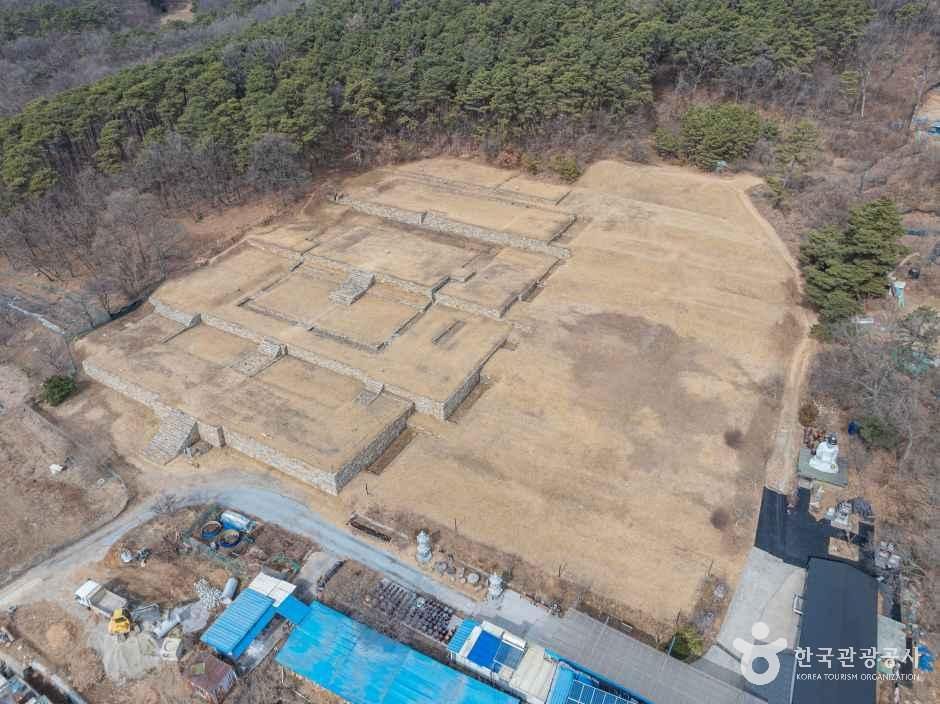 Ganghwa Seonwonsa Temple Site