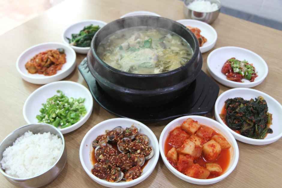 여수_잠수기장어탕식당 (4).jpg