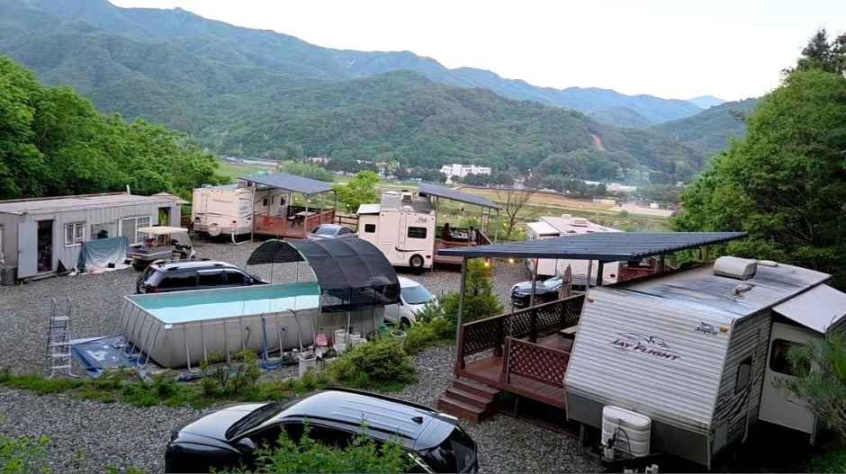 터닝포인트카라반&캠핑