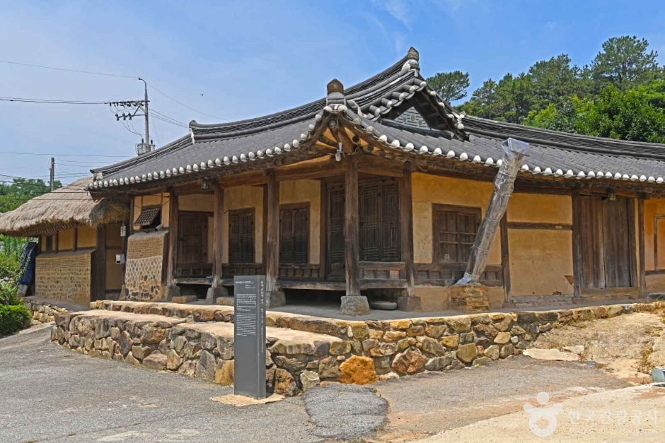阴城 公山亭古宅