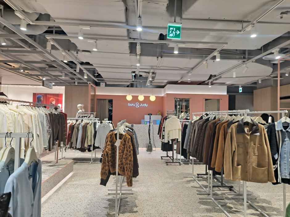 Buru N Judy - Hyundai Department Store Sinchon Branch [Tax Refund Shop](부루앤쥬디 현대백화점 신촌점)