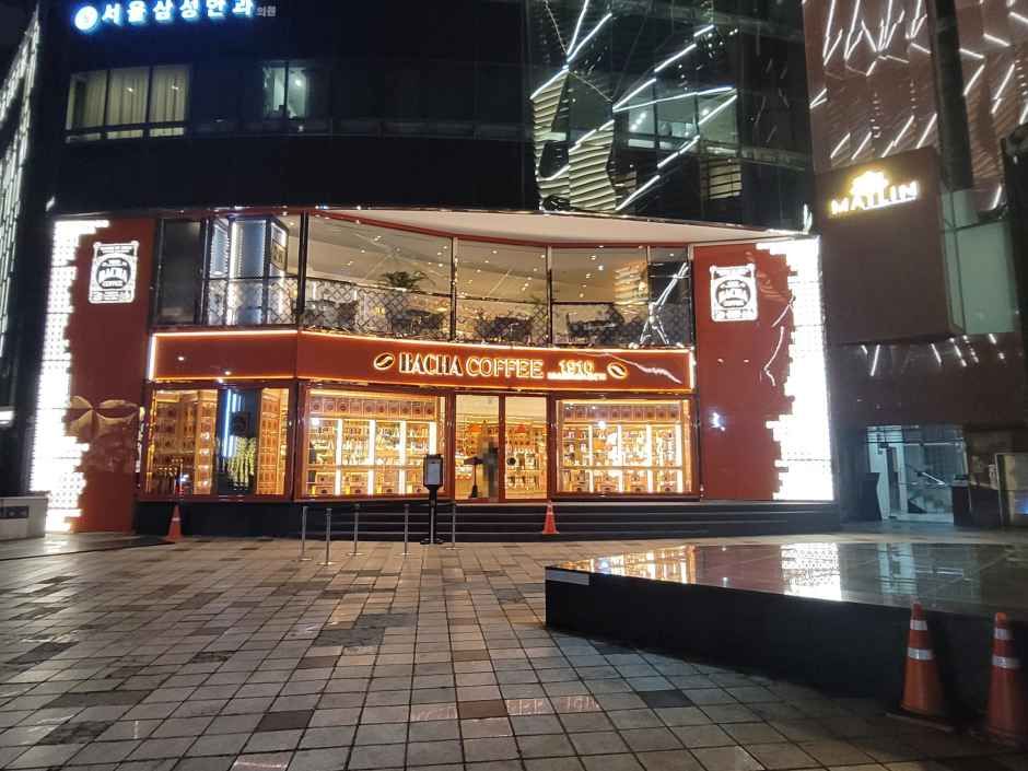Bacha Coffee Cheongdam Flagship Store [Tax Refund Shop]