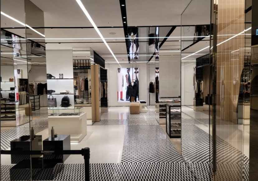 버버리 롯데백화점 에비뉴엘 잠실점