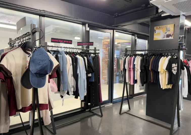 LUVISTRUE Flagship Store [Tax Refund Shop](러브이즈트루 플래그쉽 스토어)