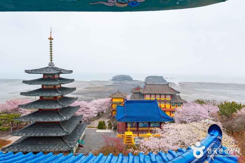 안면암(태안)