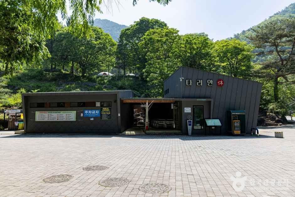 다리안 캠핑장 - 충청북도 단양군 단양읍 소백산등산길 12 관광 명소