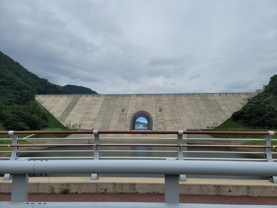 [江原平和ヌリ サイクルロード 8コース] 華川 平和の道