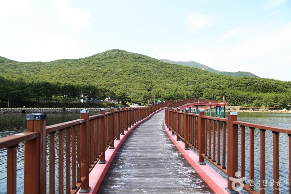 Hurit-gae Bridge