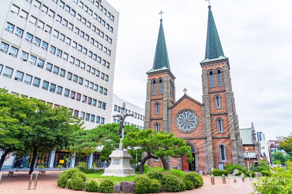 Daegu Gyesan Cathedral