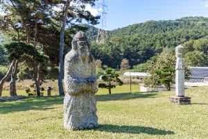 남궁찬묘석상 사진 4