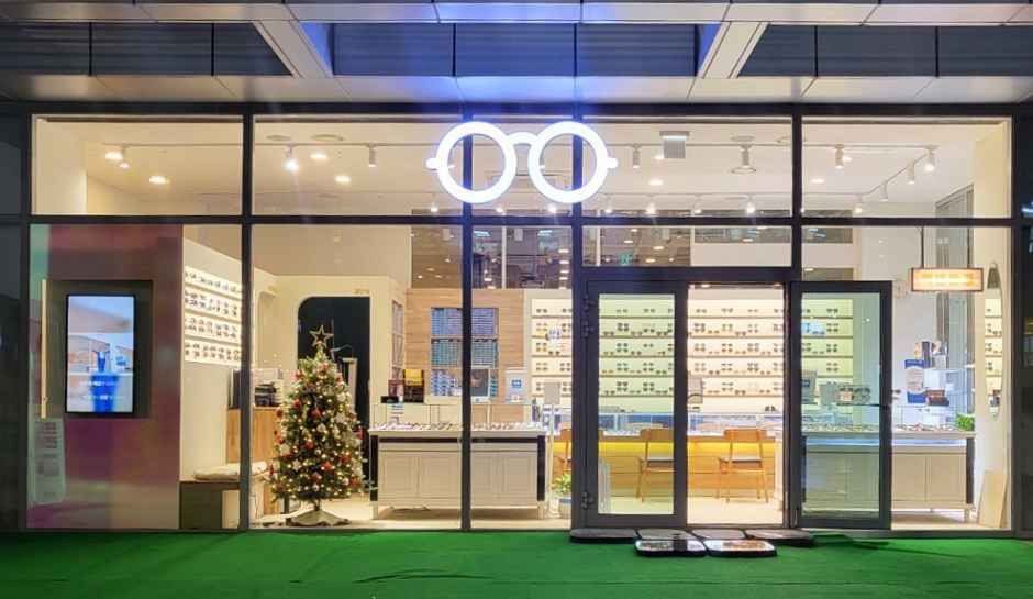 100 Years Optical [Tax Refund Shop]