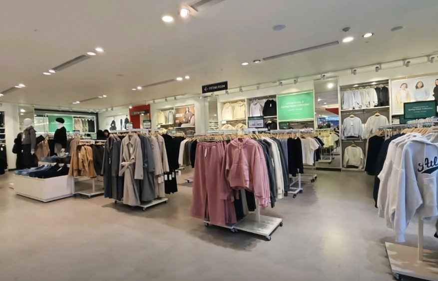 스파오 이스퀘어 전주객사점