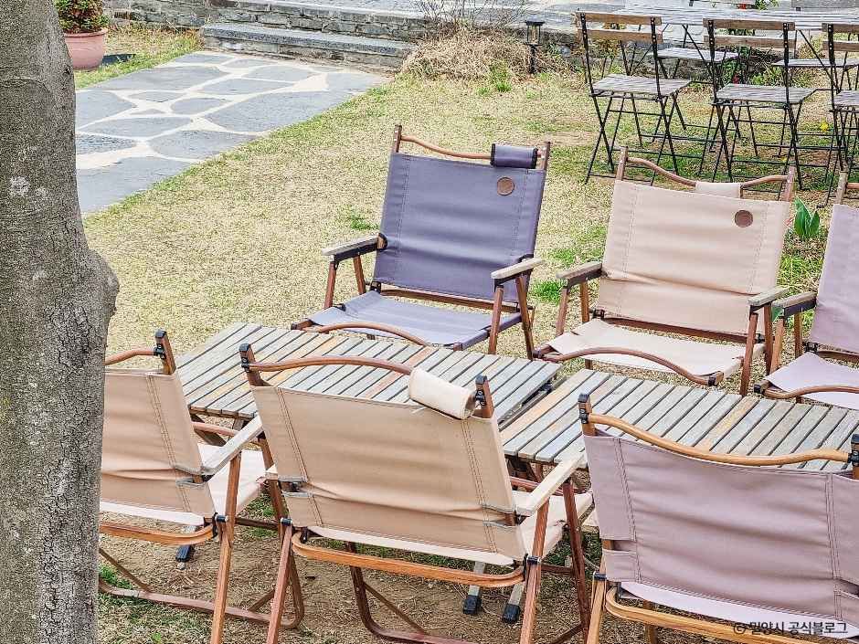 밀양_카페 그로브 (5).jpg