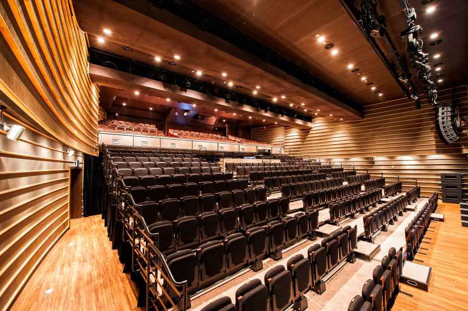 서울_NOL 씨어터 합정 (5).jpg