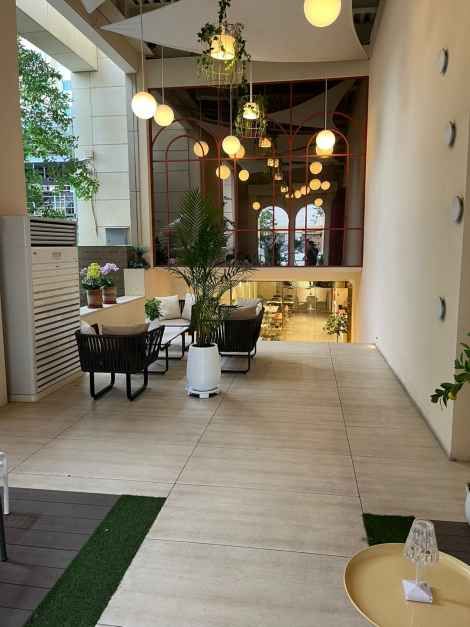 인천_호텔 카리스_카페 (1).jpeg