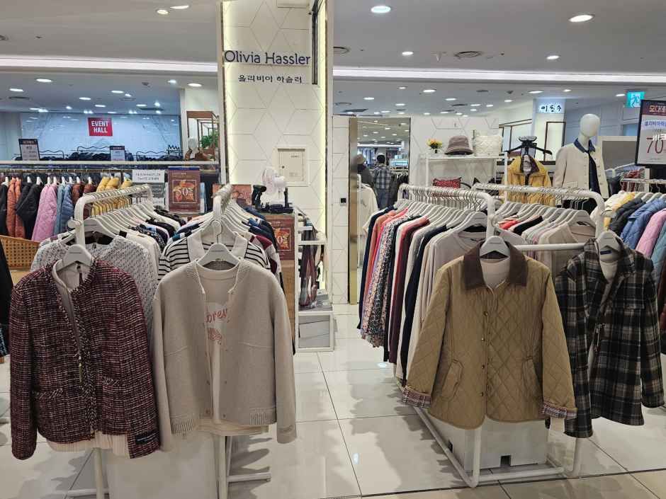Olivia Hussler Moda Outlet Bupyeong Branch