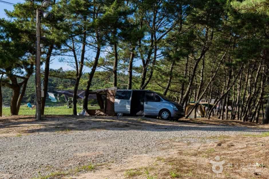 구례포석갱이오토캠핑장
