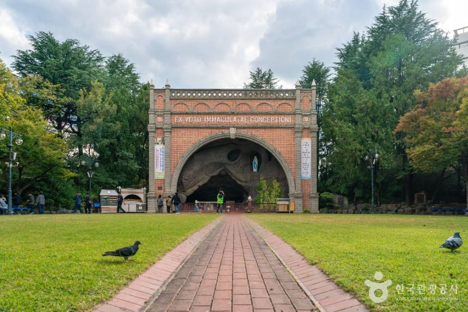 南山洞天主教城