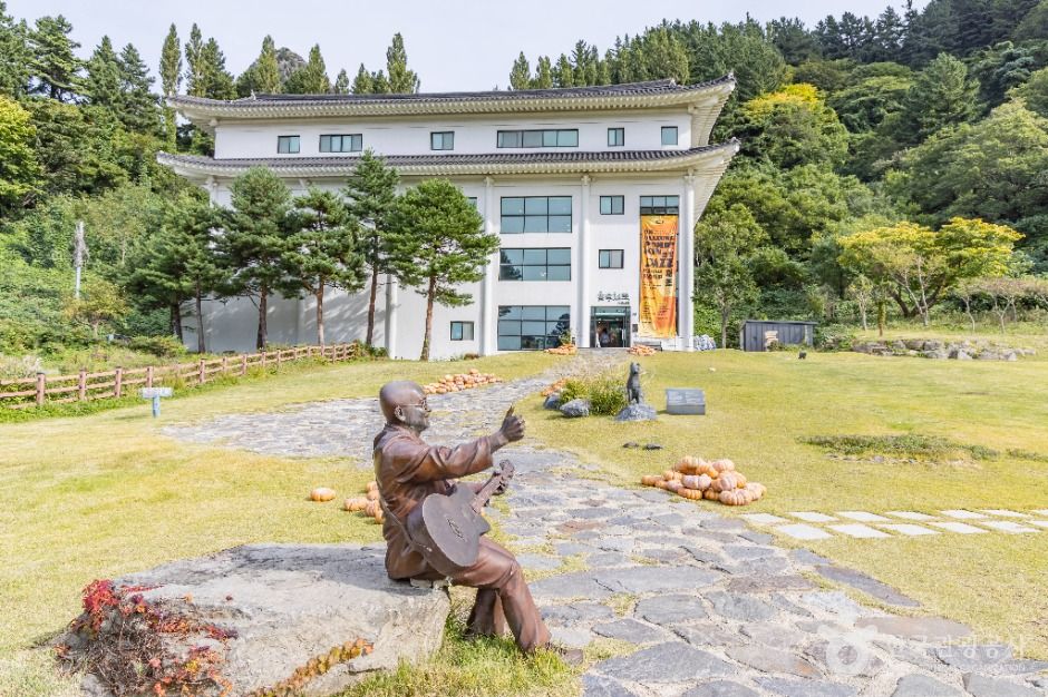 울릉천국 아트센터(울릉천국)