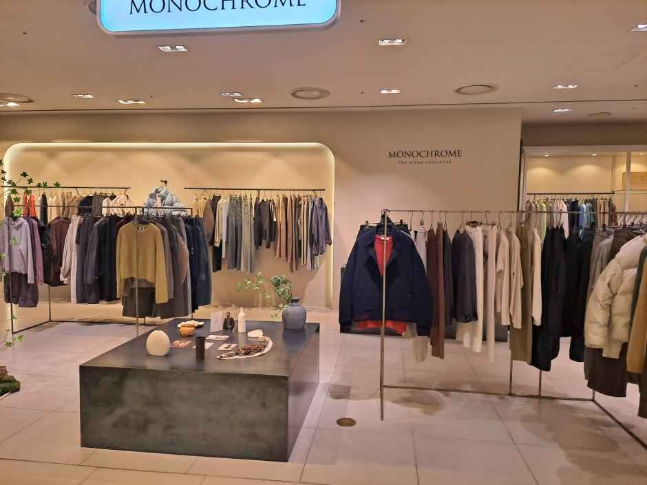 모노크롬 현대아울렛 동대문점