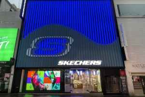 스케쳐스 명동직영점