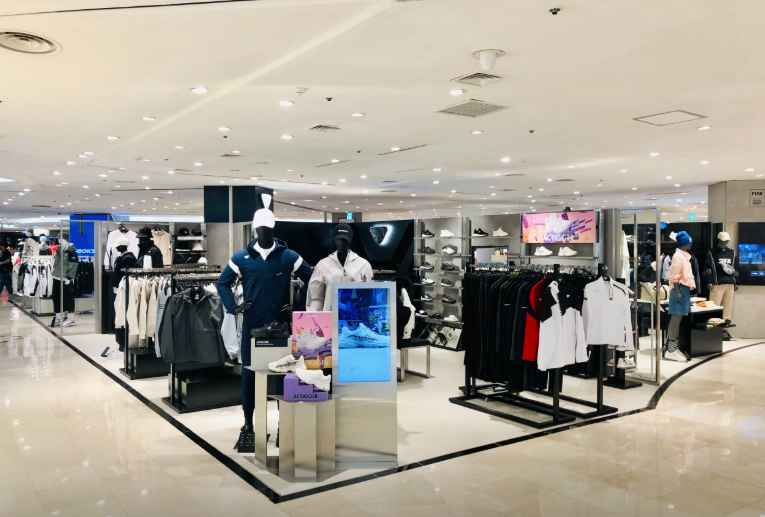 [事後免税店] DYNAFIT（ディナフィット）・ロッテ百貨店チャムシル（蚕室）店(다이나핏 롯데백화점 잠실점)