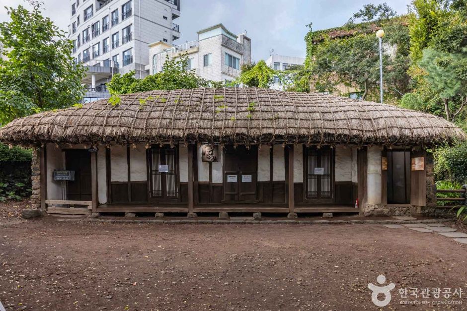 李仲燮故居