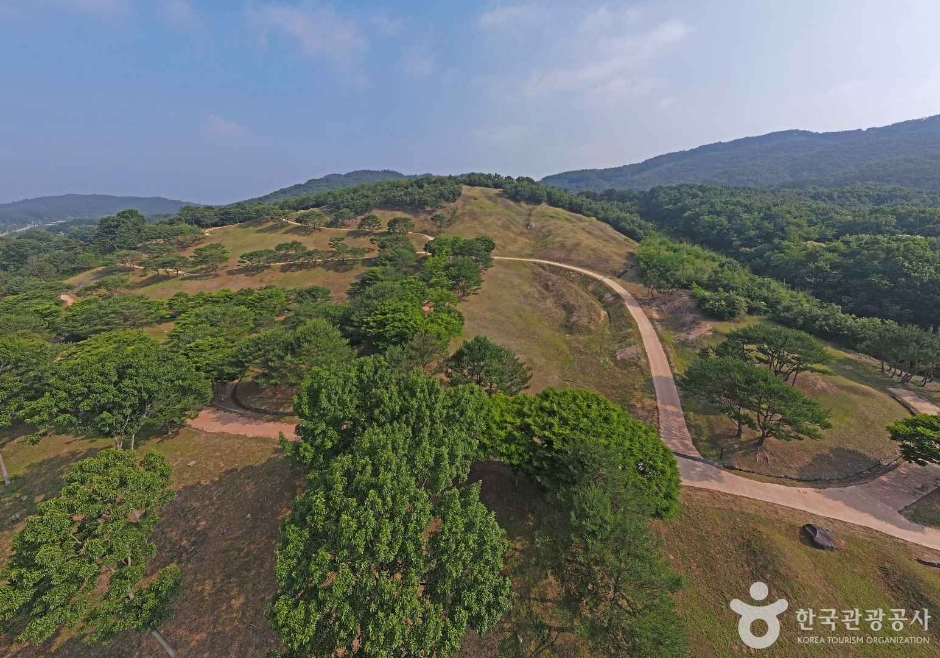 扶余 陵安谷古墳群