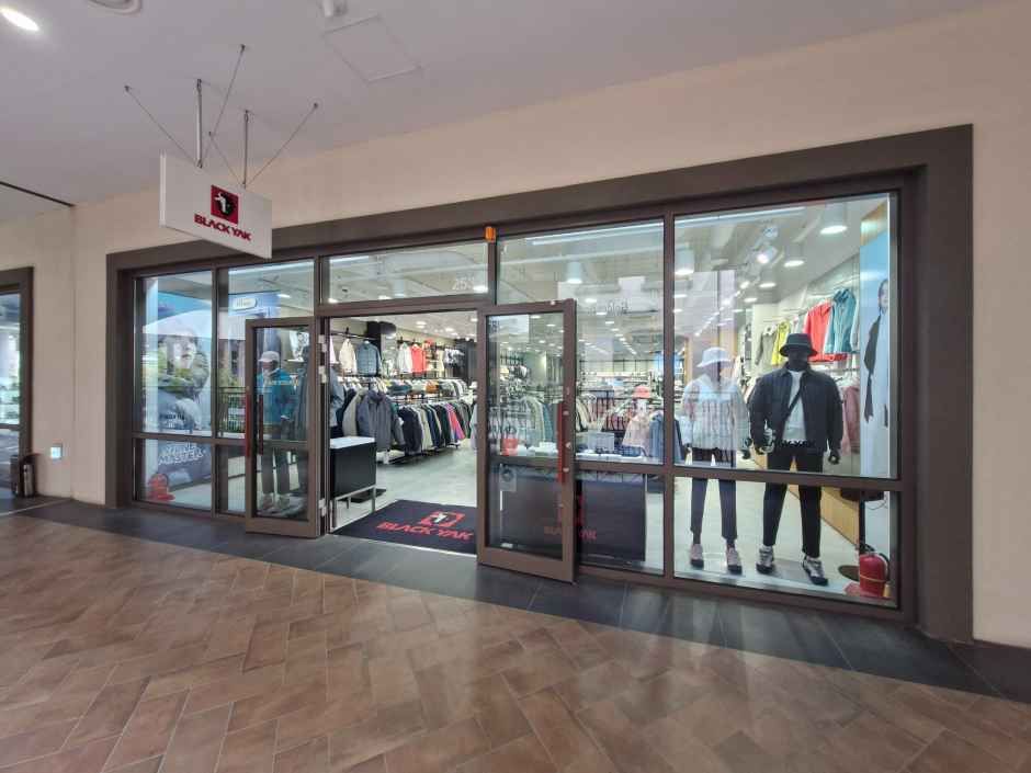 ブラックヤク 新世界シモンプレミアムアウトレット始興店
