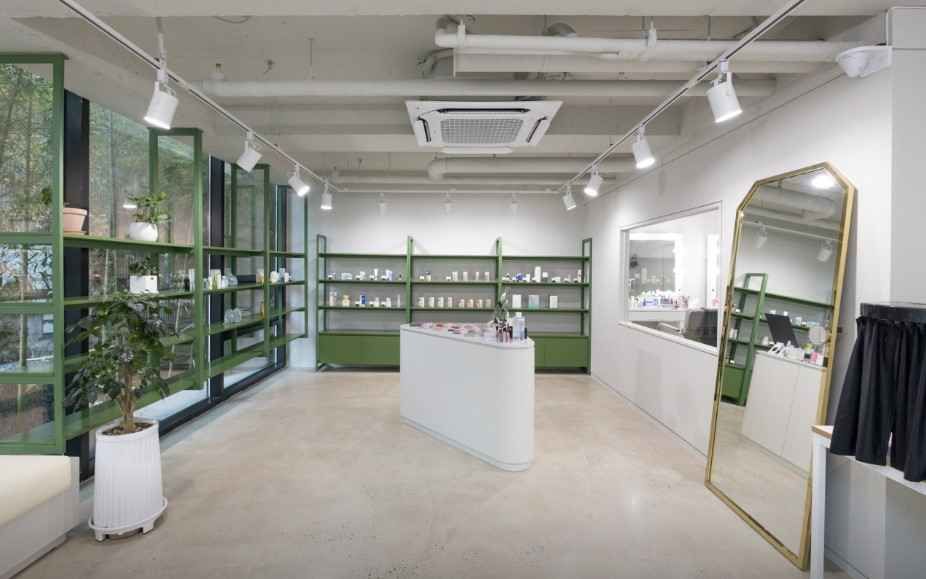 The Bom Personal Color & Makeup Myeongdong[Tax Refund Shop](더봄 퍼스널컬러,메이크업 명동)