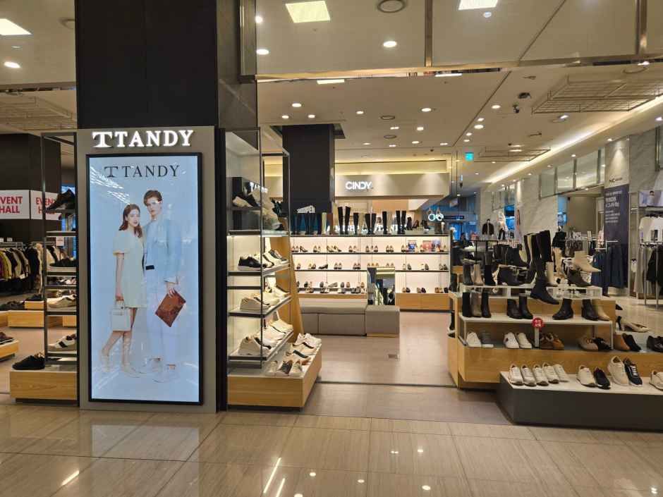 Tandy NC Department Store Songpa Branch