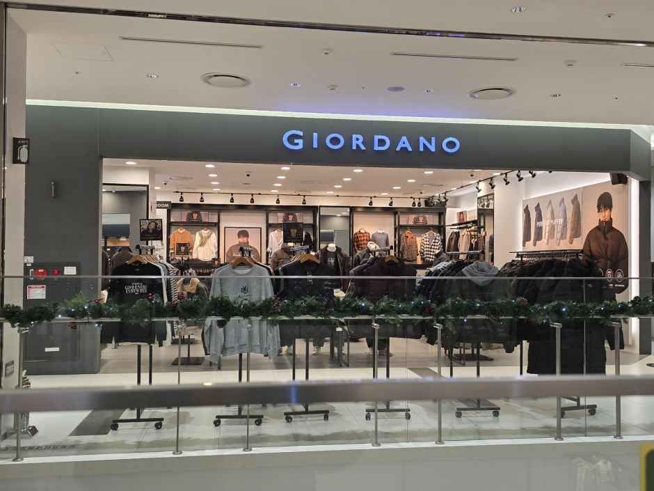Giordano - UP Square Ulsan Branch [Tax Refund Shop](지오다노 업스퀘어 울산점)