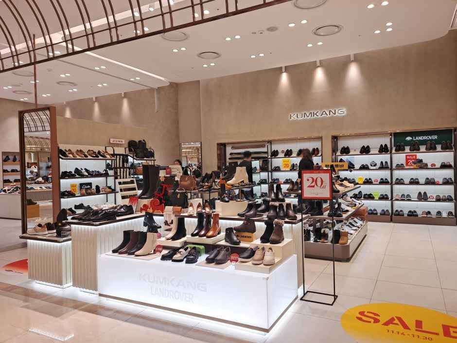 [事後免税店] クムガン製靴・新世界百貨店ウィジョンブ（議政府）店(금강제화 신세계백화점 의정부점)