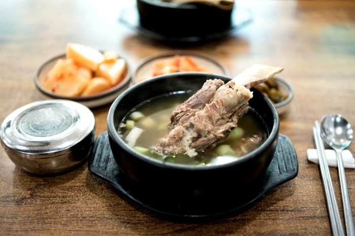 明津王カルビタン