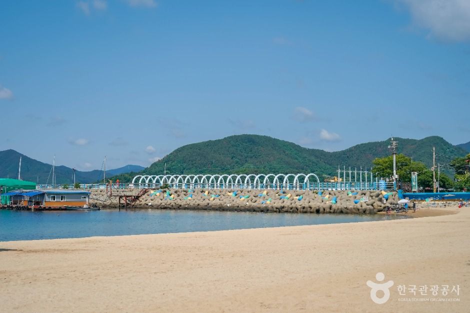 光岩海水浴場