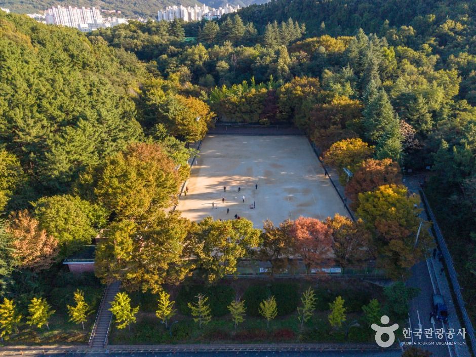 鶴山公園