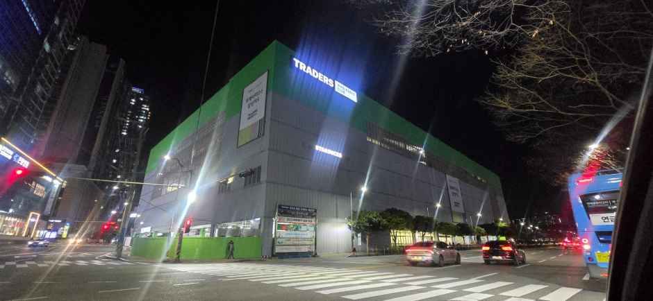 [事後免税店] トレーダーズホールセールクラブ・ソミョン（西面）店