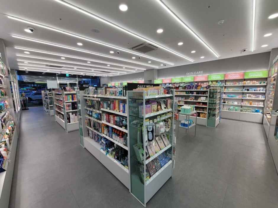 [事後免税店]Olive Young・モクポオガム（木浦玉岩）店(올리브영 목포옥암점)