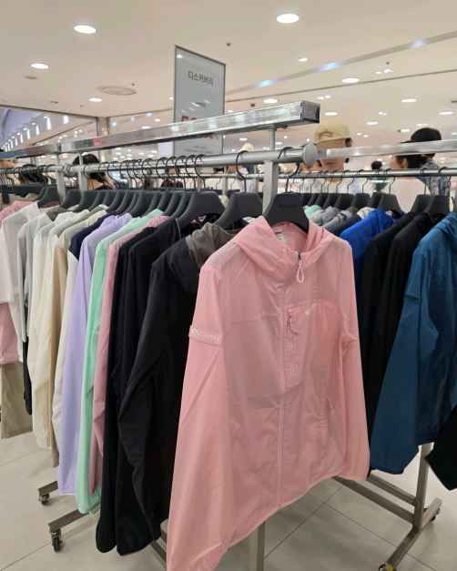 DISCOVERY Lotte Outlets Gwangju World Cup Branch [Tax Refund Shop](디스커버리 롯데아울렛 광주월드컵점)