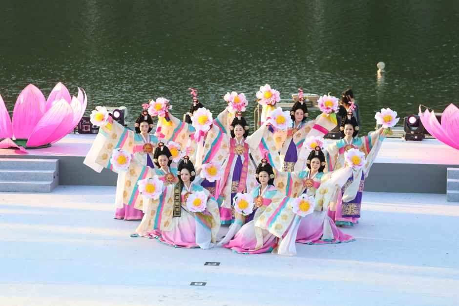 Miryang Arirang Festival (밀양아리랑대축제)