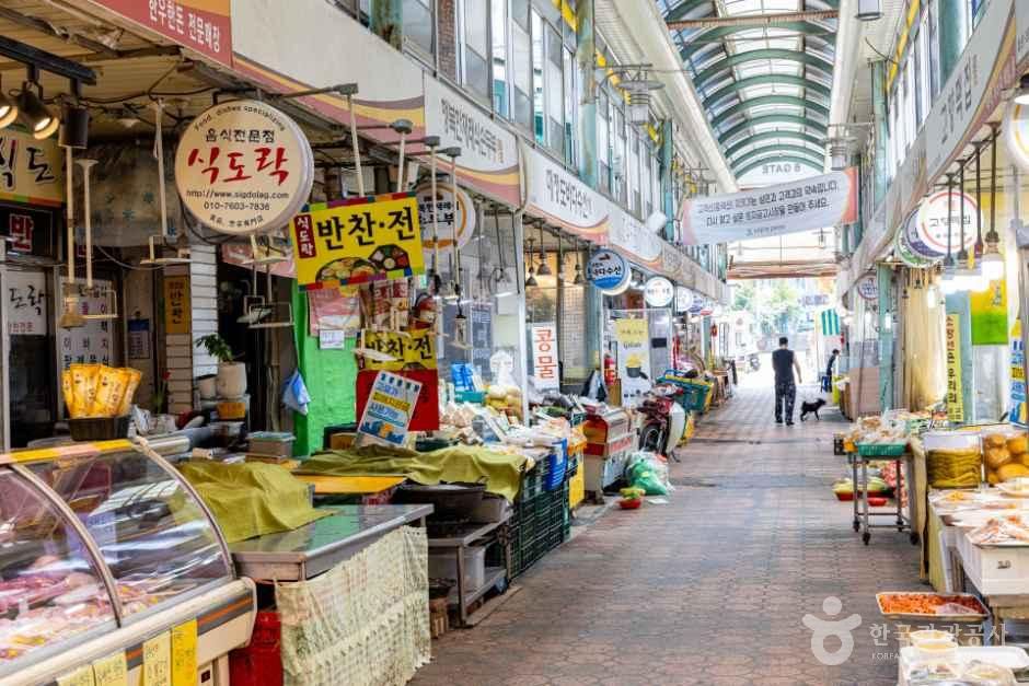 인천_토지금고시장 (9).jpg