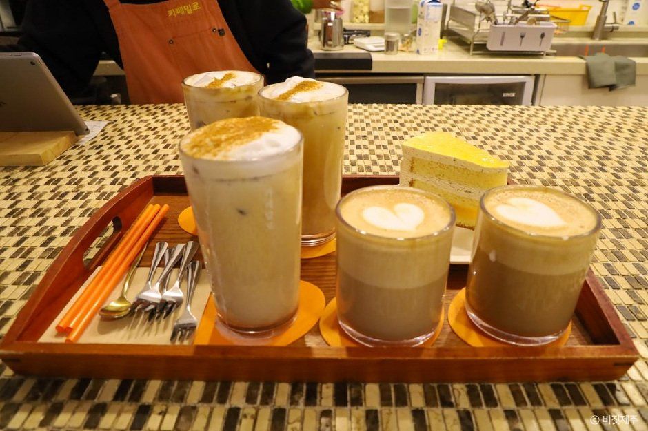 말로